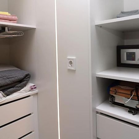 Unique Central 1 Bedroom Flat София Екстериор снимка